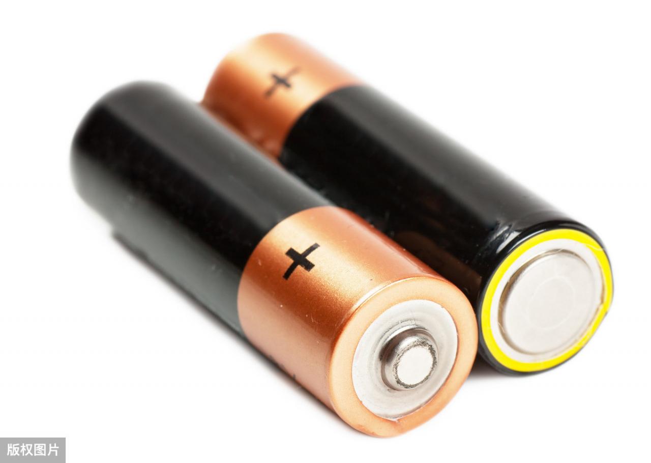 一节干电池内阻大概多少(一节干电池电压是多少) 一节干电池内阻大概多少(一节干电池电压是多少)