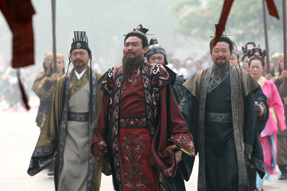 三国演义的主要内容30字左右(三国演义的主要内容400字) 三国演义的主要内容30字左右(三国演义的主要内容400字)