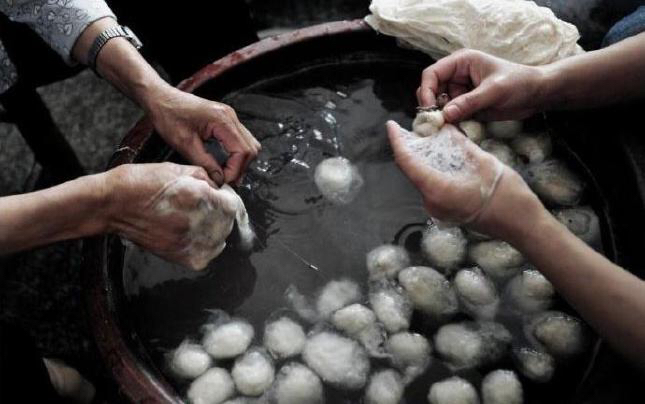 丝绵是什么(丝绵的作用) 丝绵是什么(丝绵的作用)