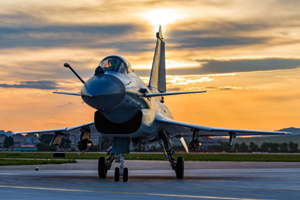 中国武器装备有哪些(中国十大武器装备介绍) 中国武器装备有哪些(中国十大武器装备介绍)