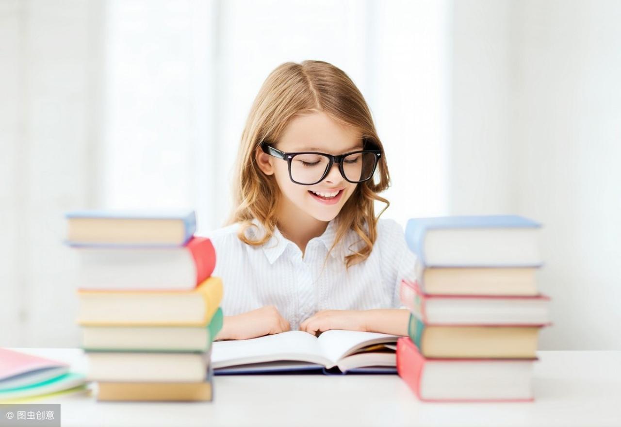 中国法定节假日的英文(中国法定节假日一共休多少天) 中国法定节假日的英文(中国法定节假日一共休多少天)