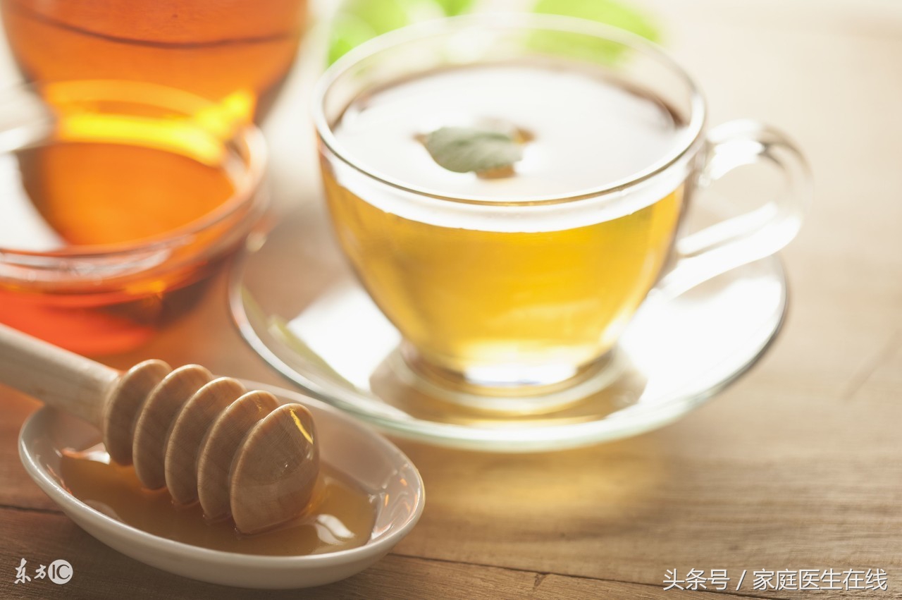 什么时间喝蜂蜜最好(喝蜂蜜水的好处和禁忌) 什么时间喝蜂蜜最好(喝蜂蜜水的好处和禁忌)