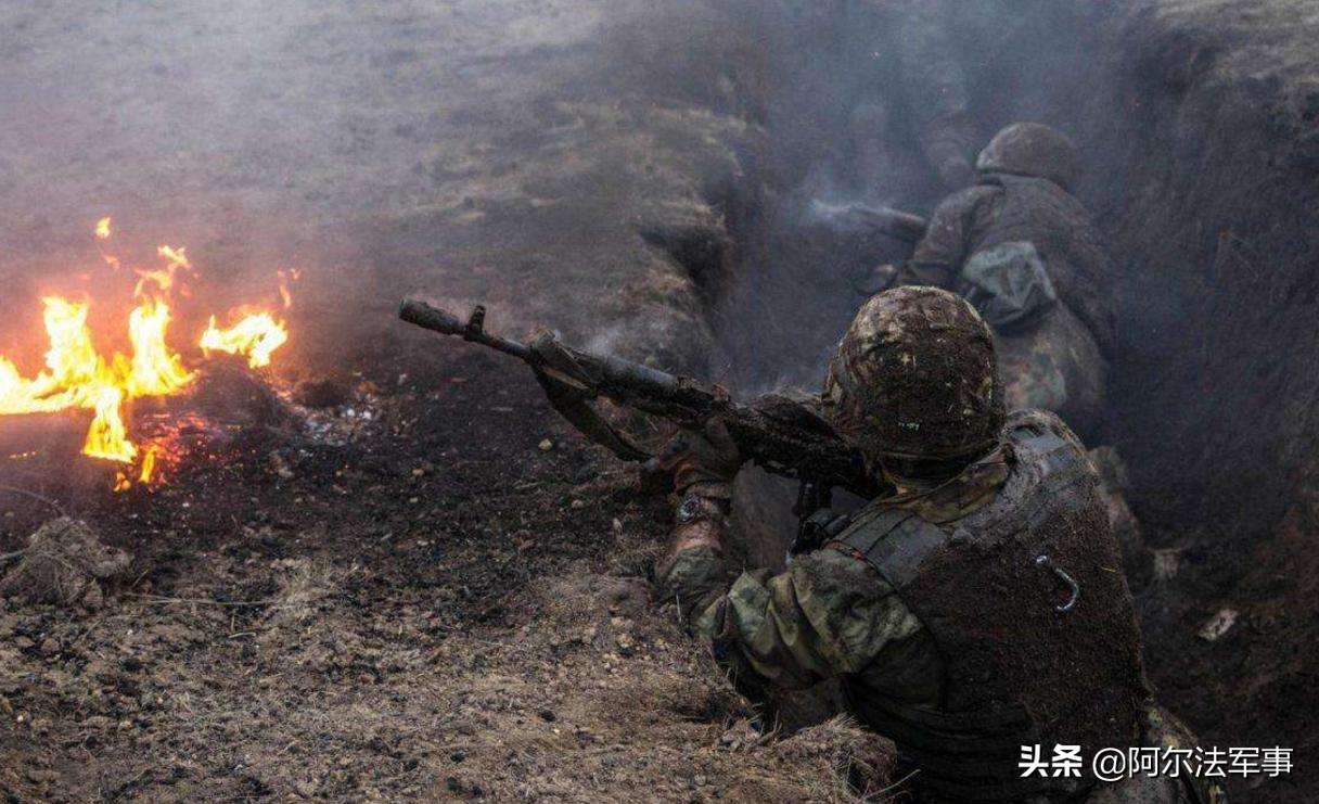 乌克兰东部发生大规模交火(乌克兰东部密集交火直播) 乌克兰东部发生大规模交火(乌克兰东部密集交火直播)