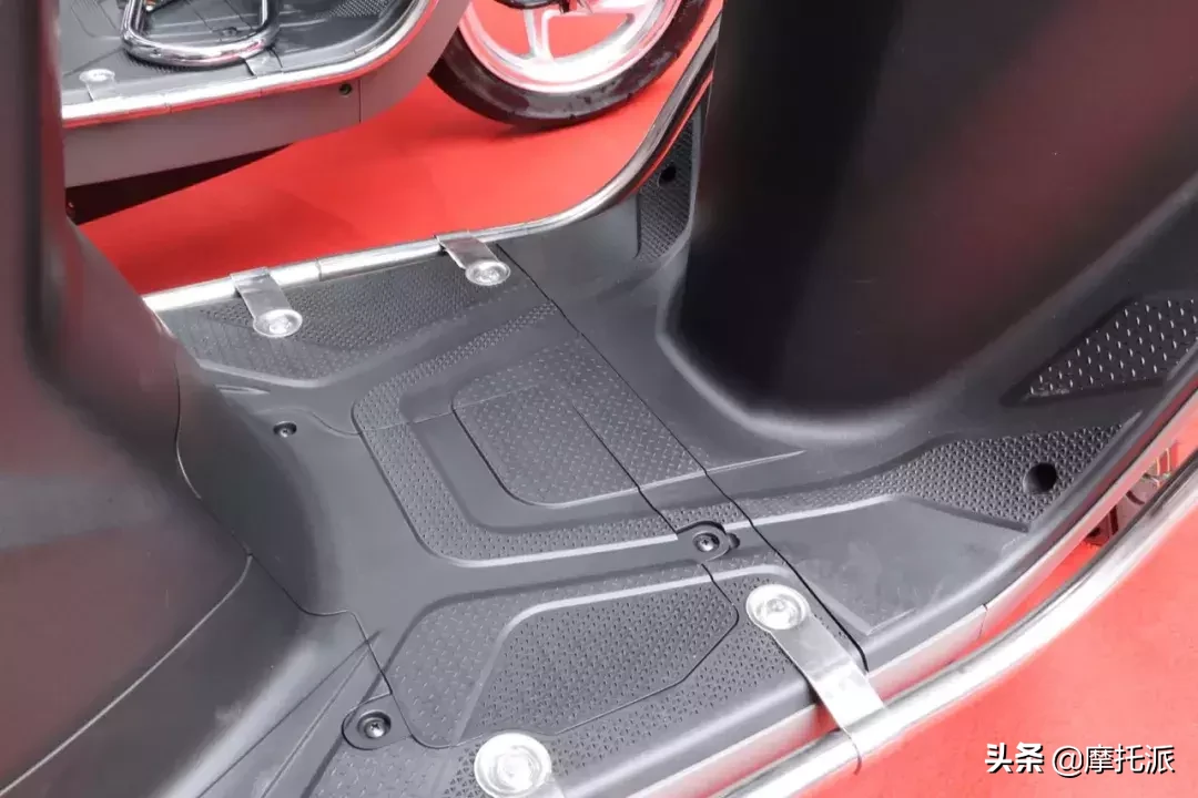 %title插图%num %title插图%num