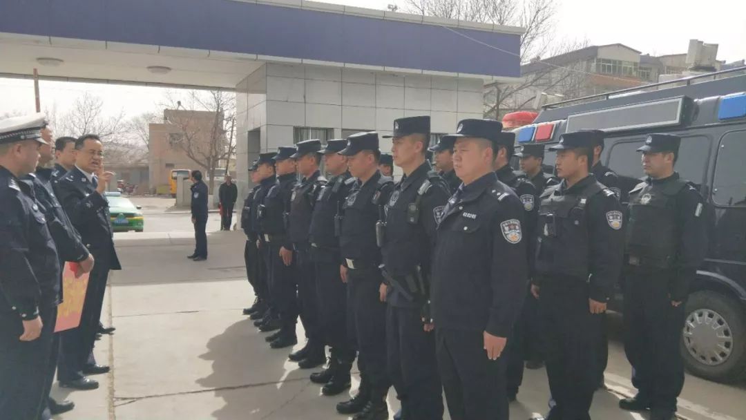 上海市公安局长张学(上海市公安局副局长) 上海市公安局长张学(上海市公安局副局长)