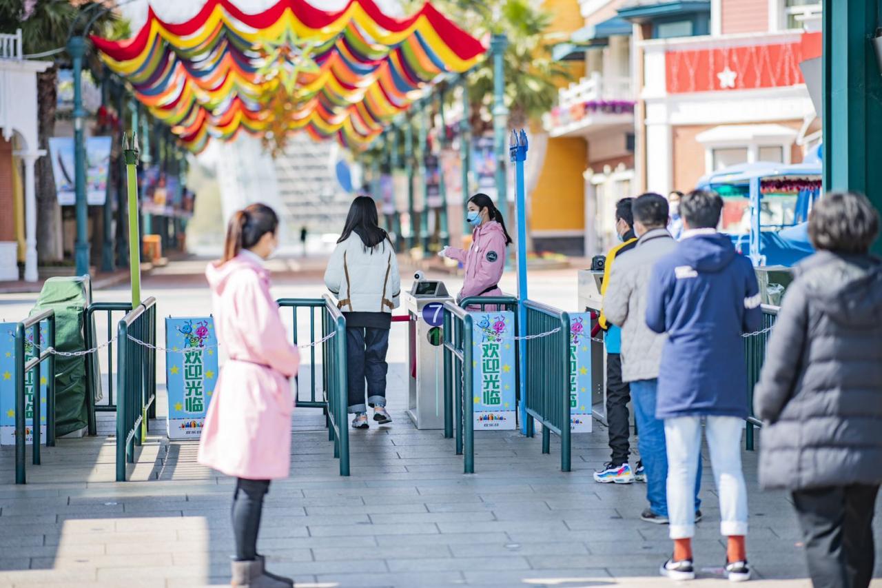 上海欢乐谷蹦极要钱吗(上海欢乐谷蹦极项目) 上海欢乐谷蹦极要钱吗(上海欢乐谷蹦极项目)