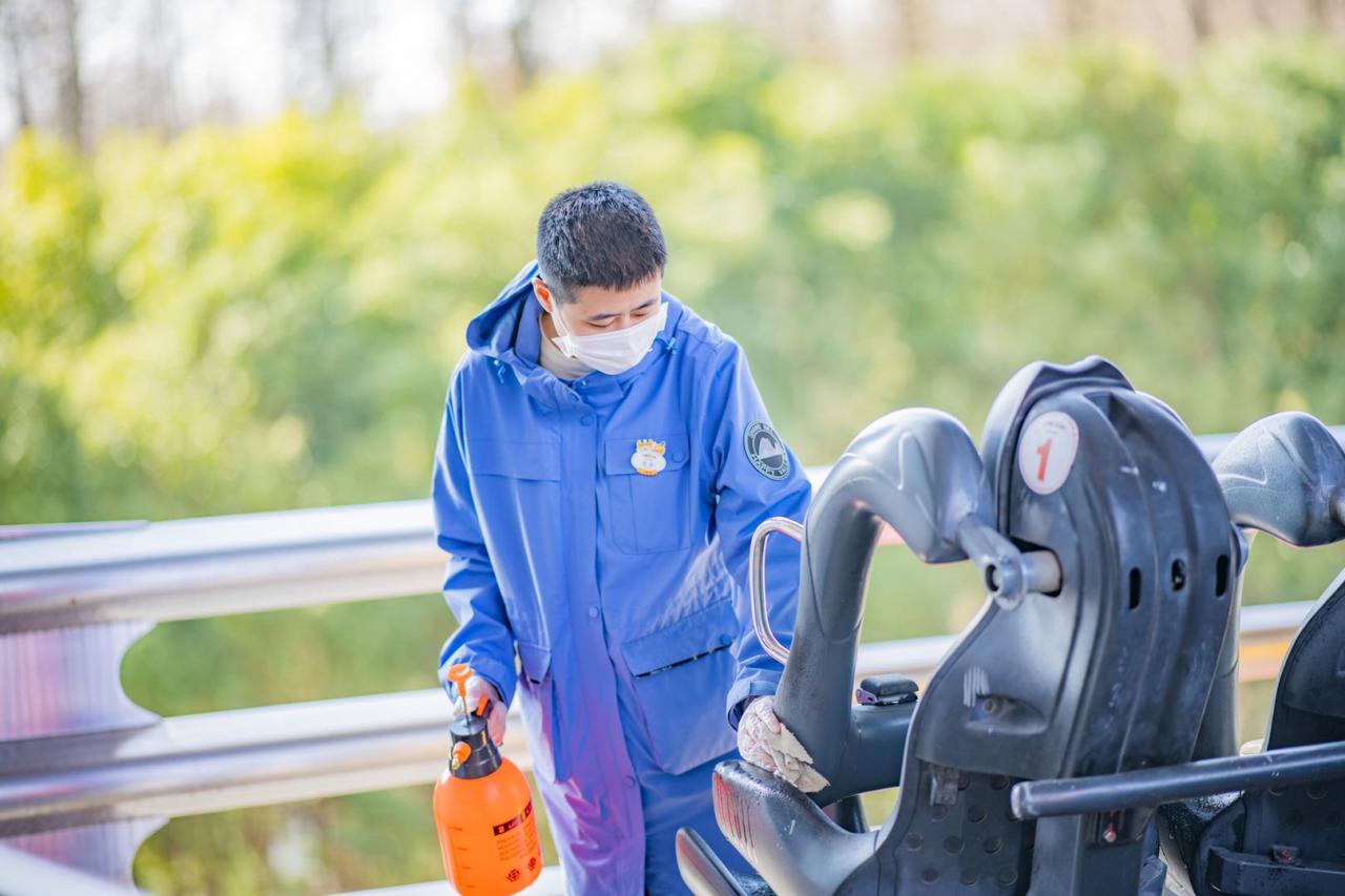 上海欢乐谷蹦极要钱吗(上海欢乐谷蹦极项目) 上海欢乐谷蹦极要钱吗(上海欢乐谷蹦极项目)
