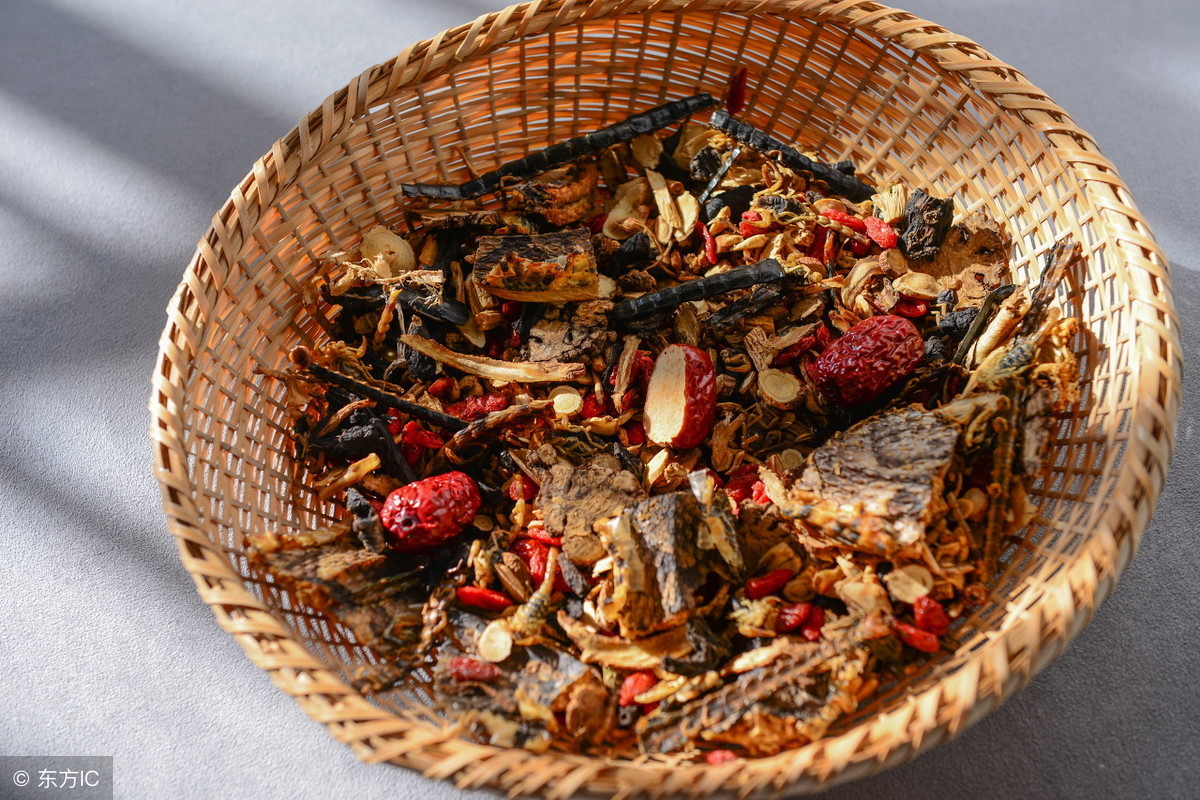 一种治疗阳痿早泄的药酒 一种治疗阳痿早泄的药酒