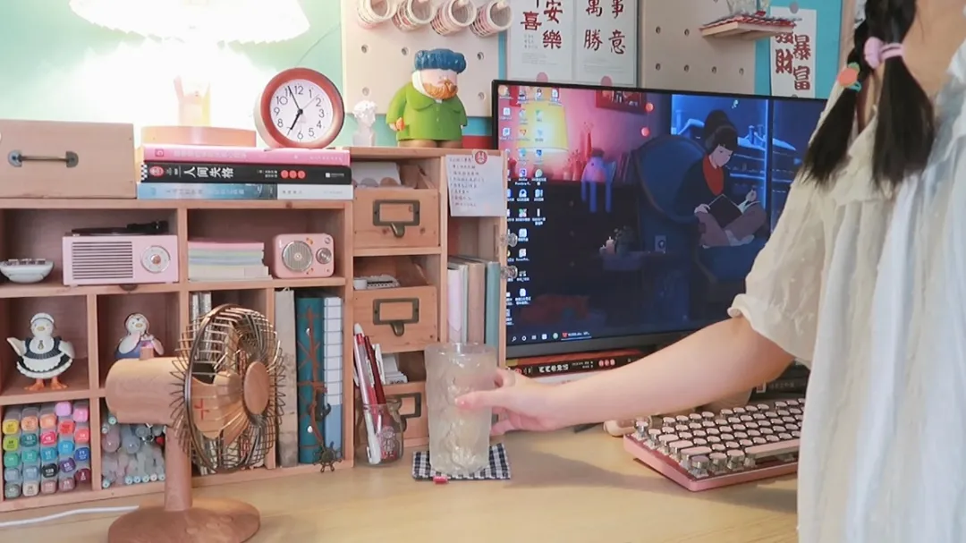 一个人做自媒体,我靠写作月收入过万,赚钱的前提是自律