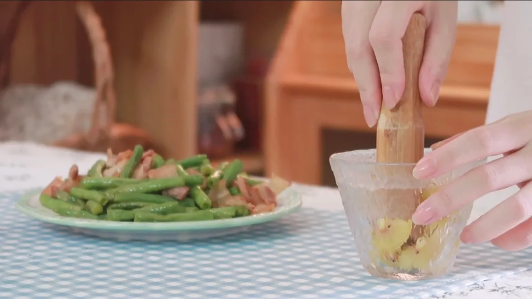 一个人做自媒体,我靠写作月收入过万,赚钱的前提是自律