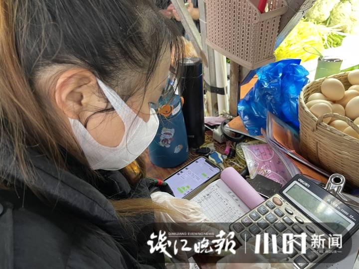 两元青菜照样送,老人家电话下单也可以,杭州东港嘉苑这家店的免费送货服务,赞