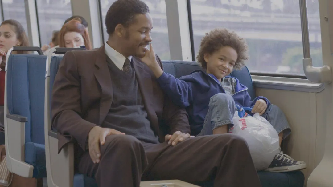 自媒体工作室越来越多,普通人做自媒体还能逆袭吗?