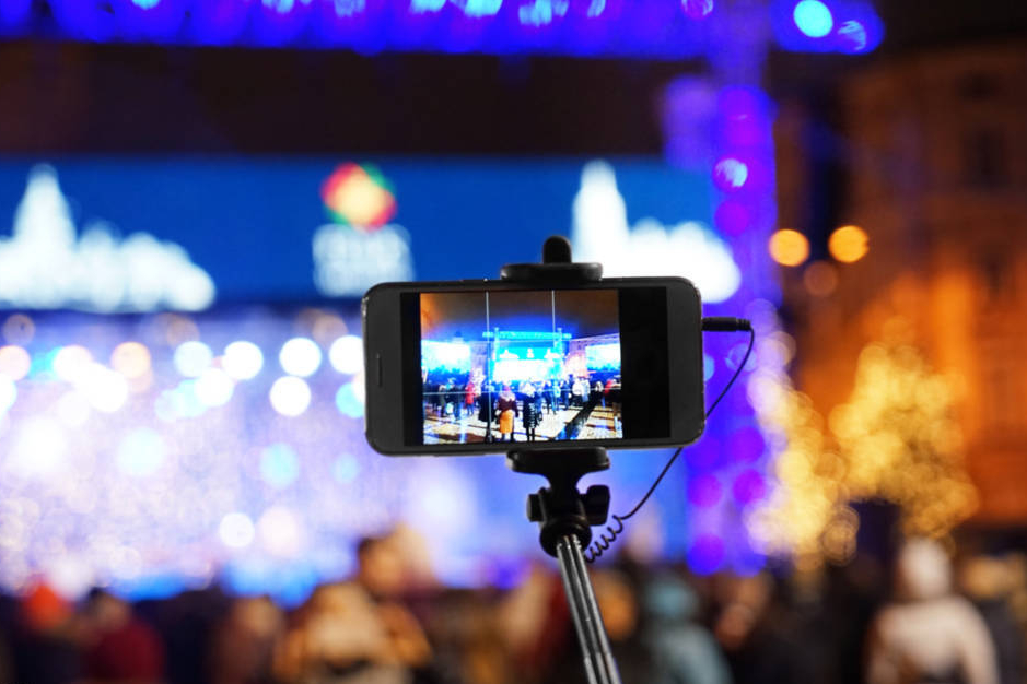 自媒体副业如何赚钱?有哪些领域比较好做?