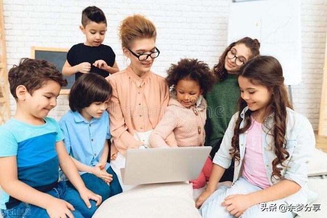 自媒体什么领域播放量高?而且容易出爆款