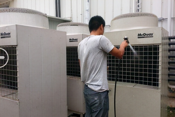 做维修的如何利用短视频年入百万?