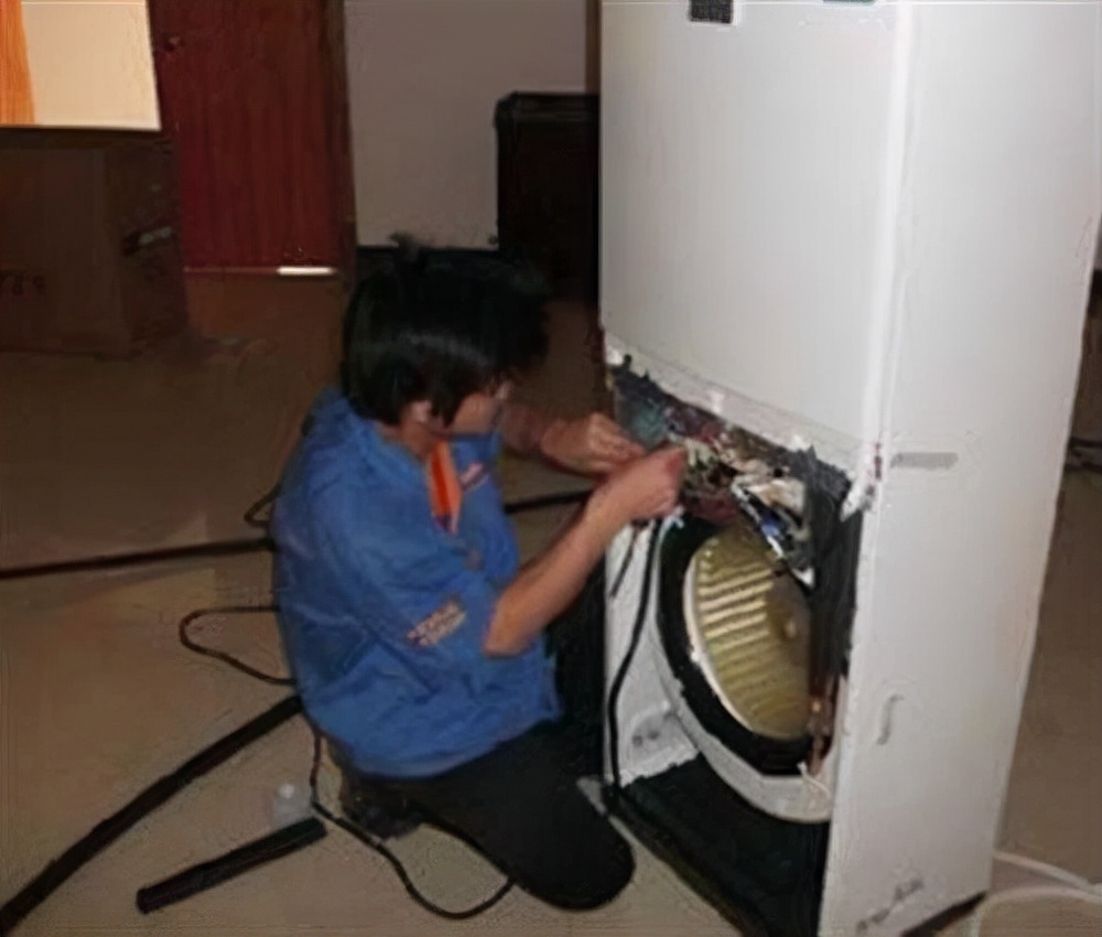 做维修的如何利用短视频年入百万?