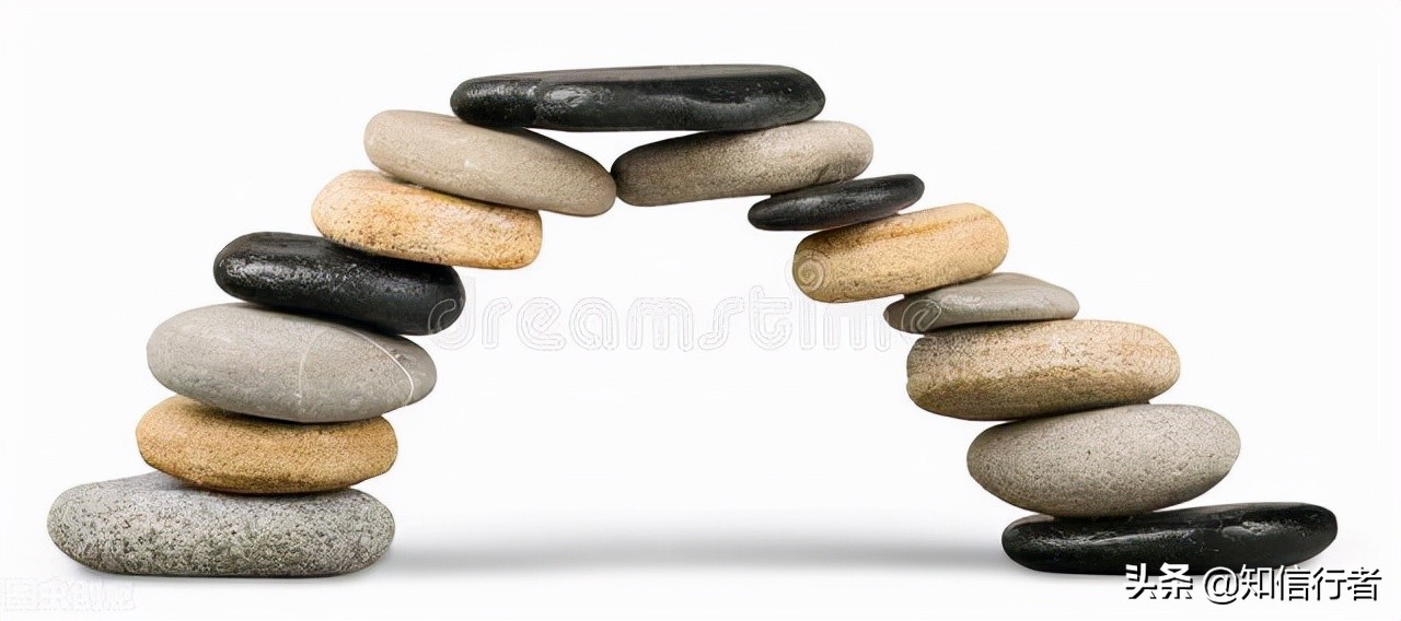 逆向思维:如何通过自媒体赚钱,看看你是否做颠倒了