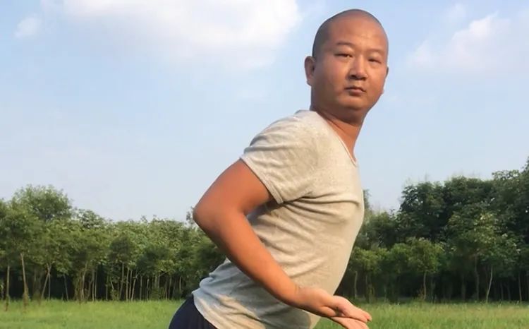 只有“傻瓜”才会去做网红,做网红背后的人赚得更多