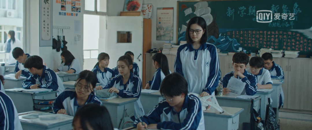 大无语,这三大平台几乎承包了所有电视剧,滤镜还各有各的丑