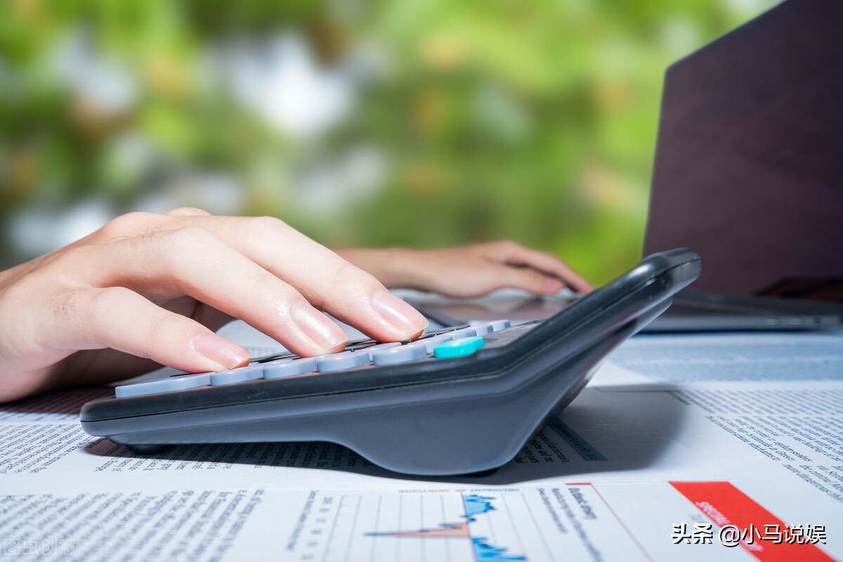 自媒体新人花钱报培训班学习月入过万?亲身经历告诉你