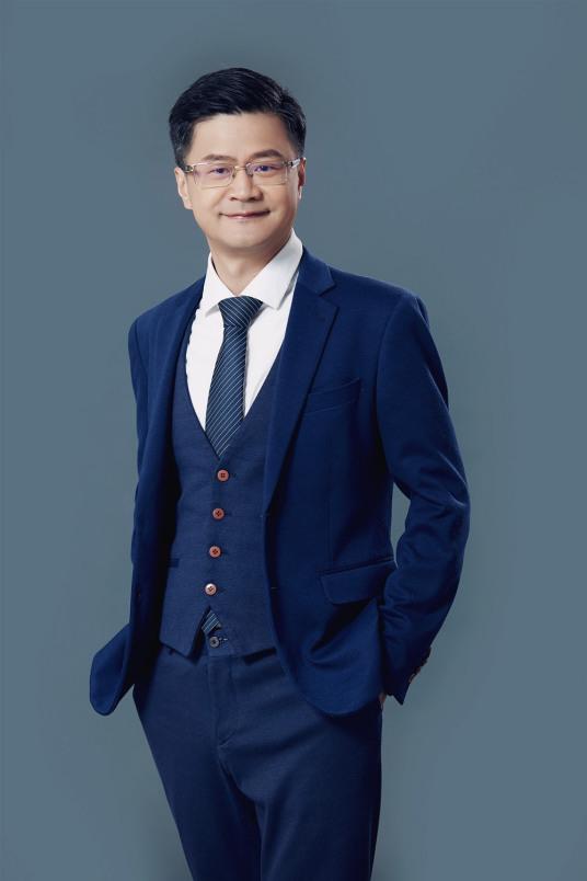 10亿老外视频发得欢,复旦硕士忙着收账单