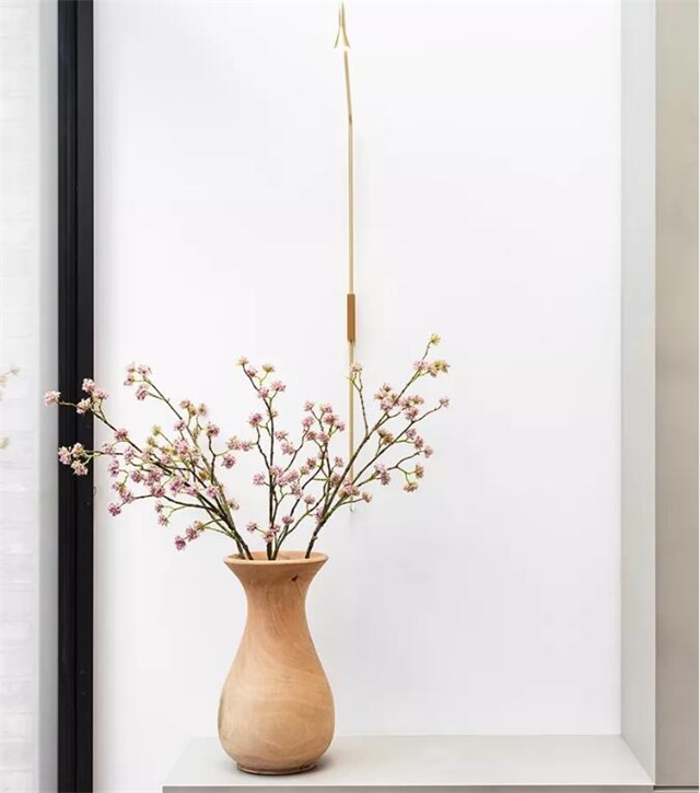 10分钟读懂《出众》:年轻人应该如何改变自己,并实现快速成长?