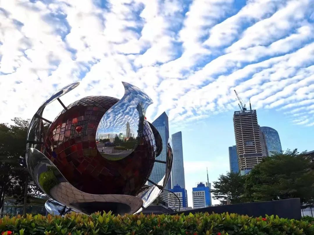 @广州街坊：快看天空，有惊喜