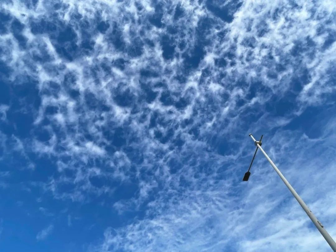 @广州街坊：快看天空，有惊喜