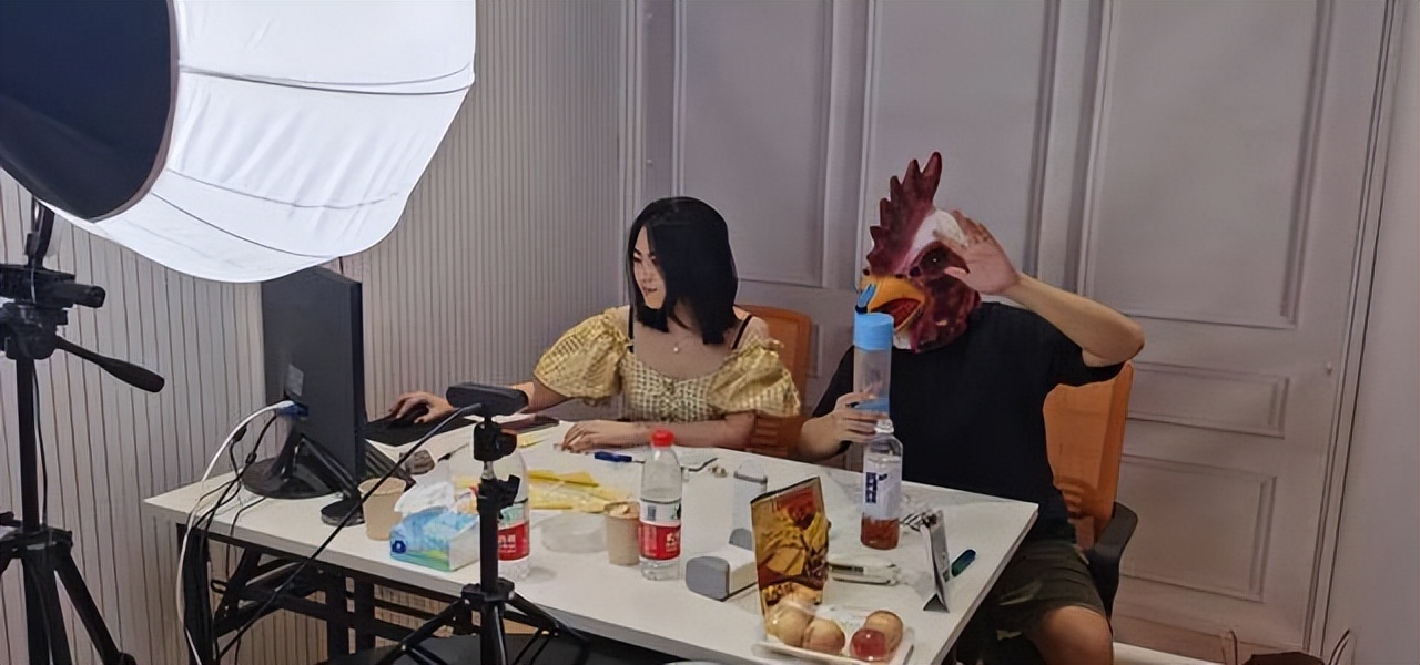 自己做直播带货一点销量没有，到底如何做直播带货？