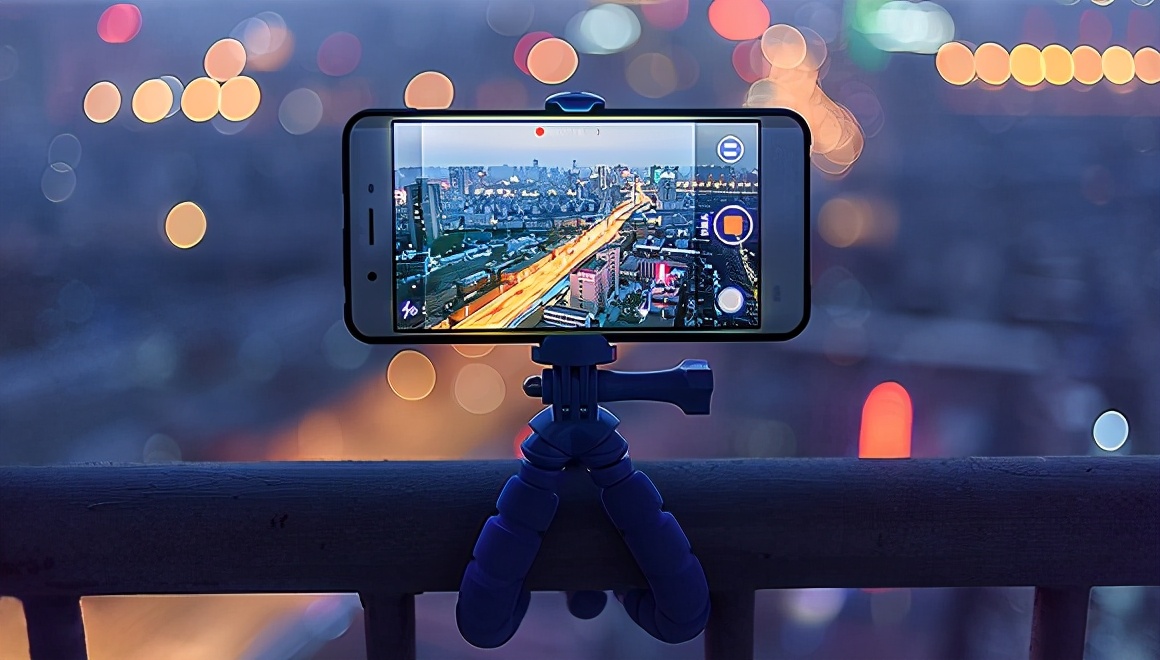 做短视频一个月赚2w,只需一部手机,他们究竟靠什么赚钱?