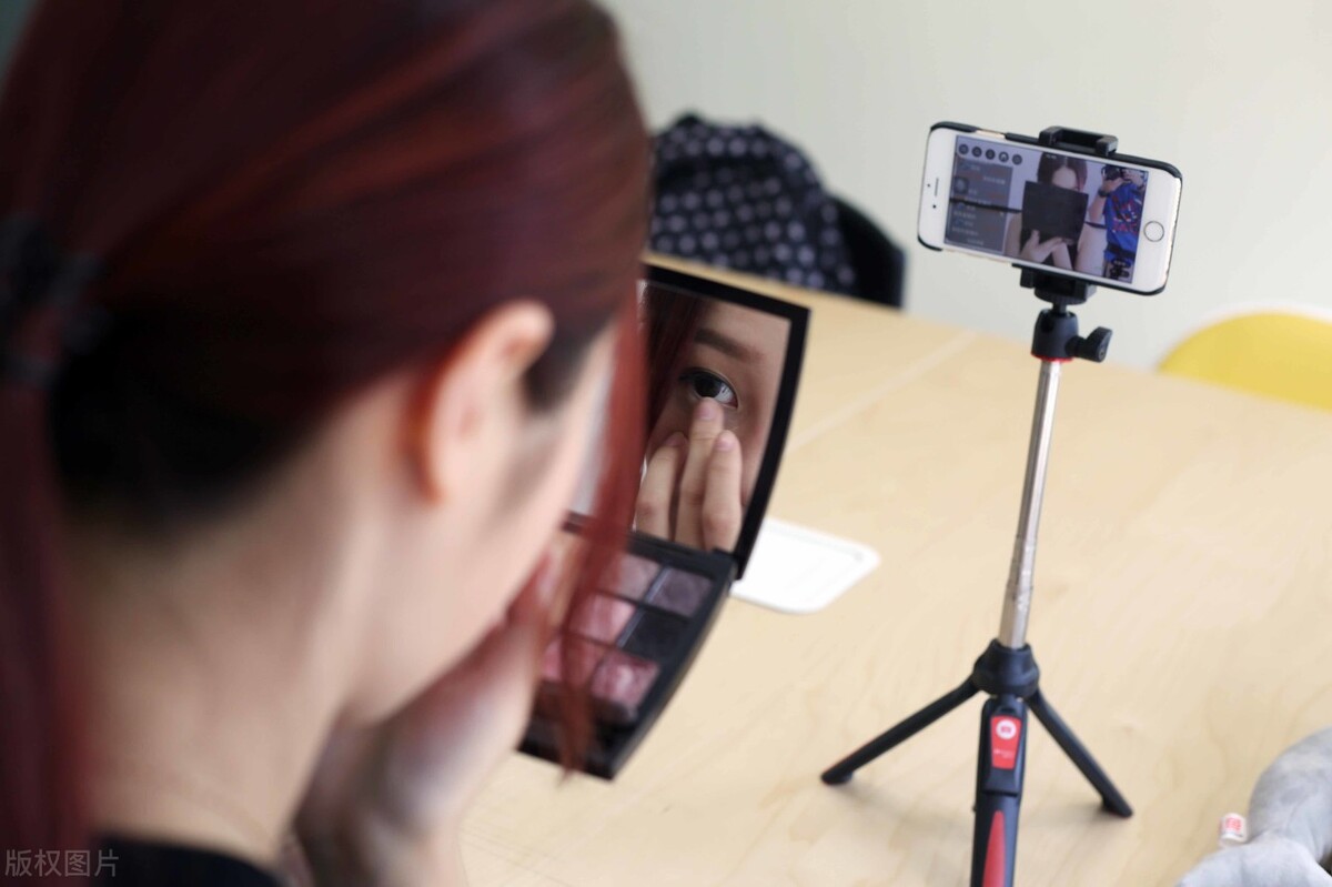 不出镜不写稿,每天做半个点小视频就能发财,这样的课程你敢报吗