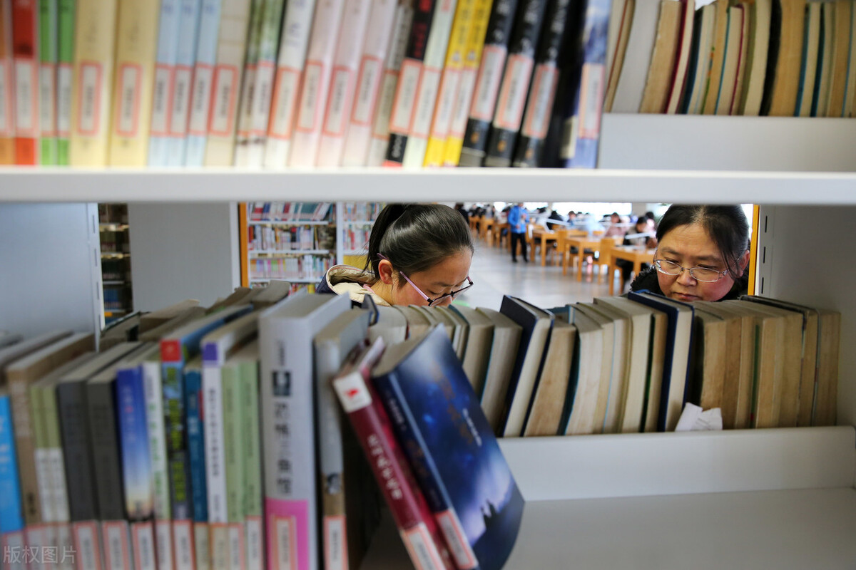 不出镜不写稿,每天做半个点小视频就能发财,这样的课程你敢报吗