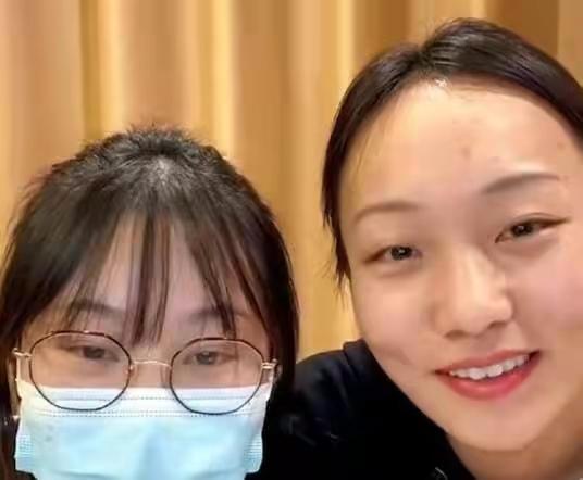 这位25岁的江苏女孩,北京的服务员和吉祥的工人现在成为互联网名人,年收入为3000万