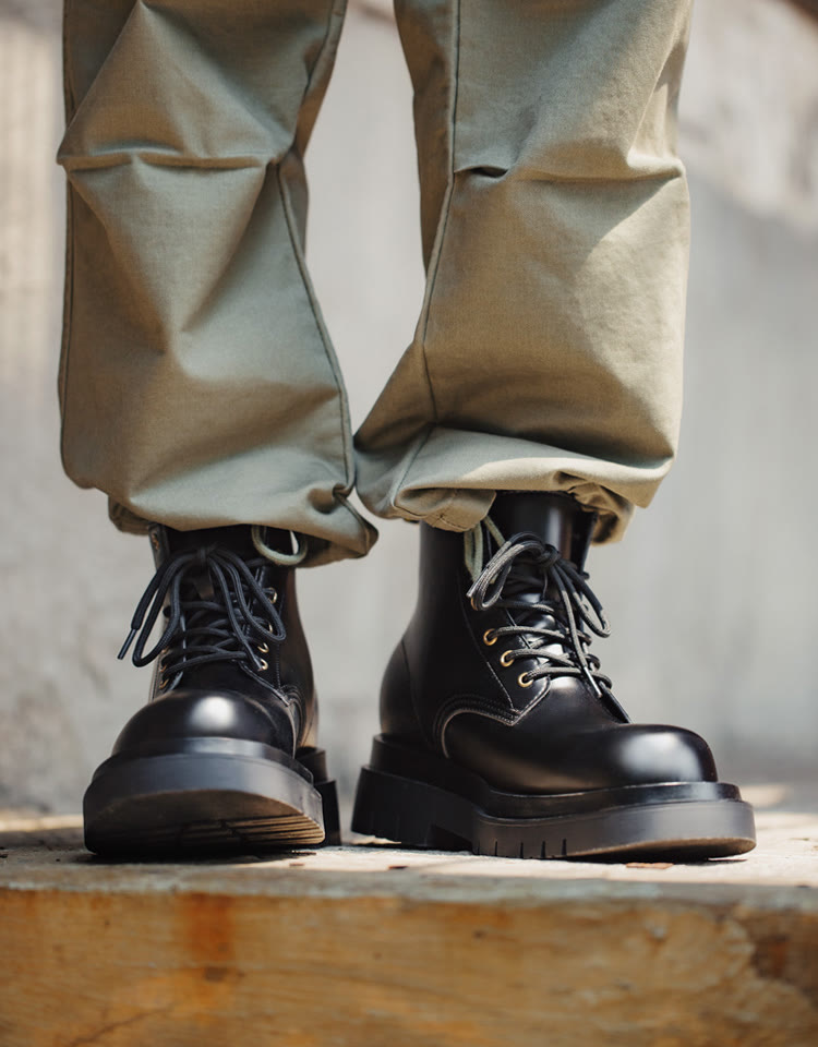 什么牌子的马丁靴好看又舒服(哪个牌子马丁靴舒适不累脚)(3)