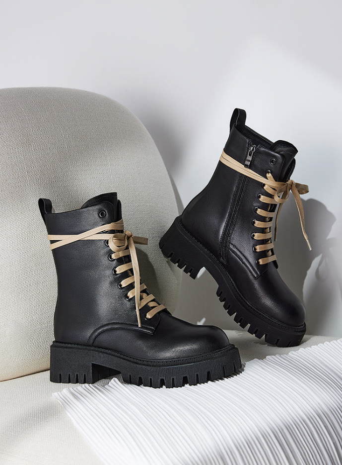 什么牌子的马丁靴好看又舒服(哪个牌子马丁靴舒适不累脚)(8)