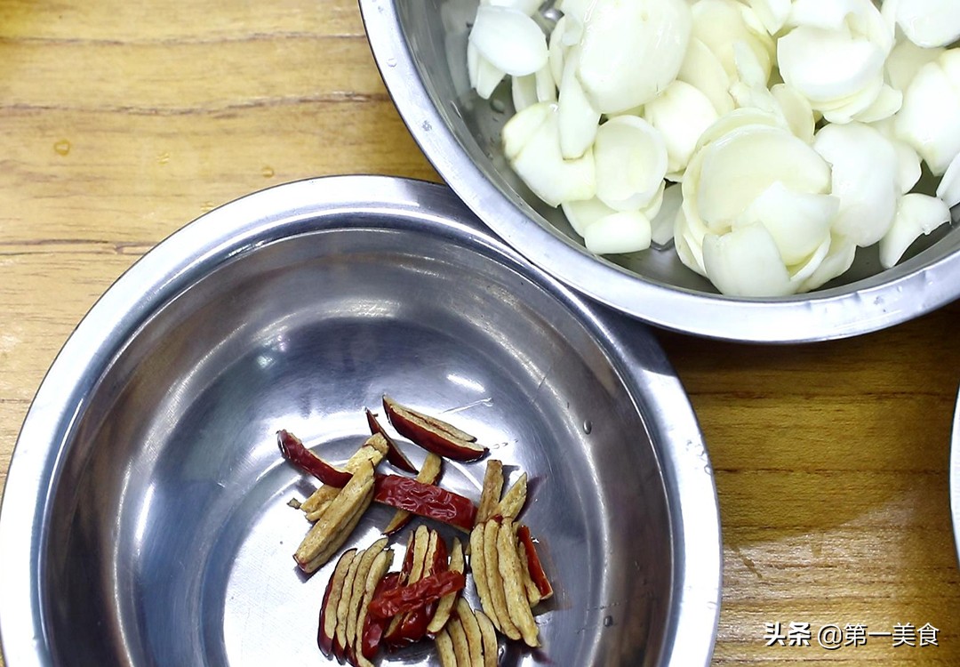 冬季女性养生食谱(推荐几款秋冬最好喝的营养汤食谱)(5)