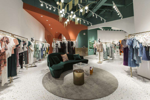 卖女装微信名字大全(有特色的女装店铺取名大全)(1)