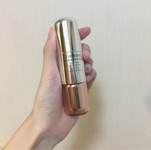 哪个牌子的眼霜去黑眼圈效果好(祛黑眼圈用什么眼霜)(2)