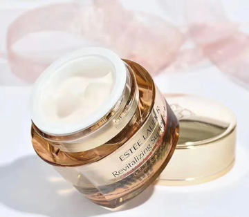 哪款眼霜去皱效果好(公认好用的5款“抗皱眼霜”)(1)