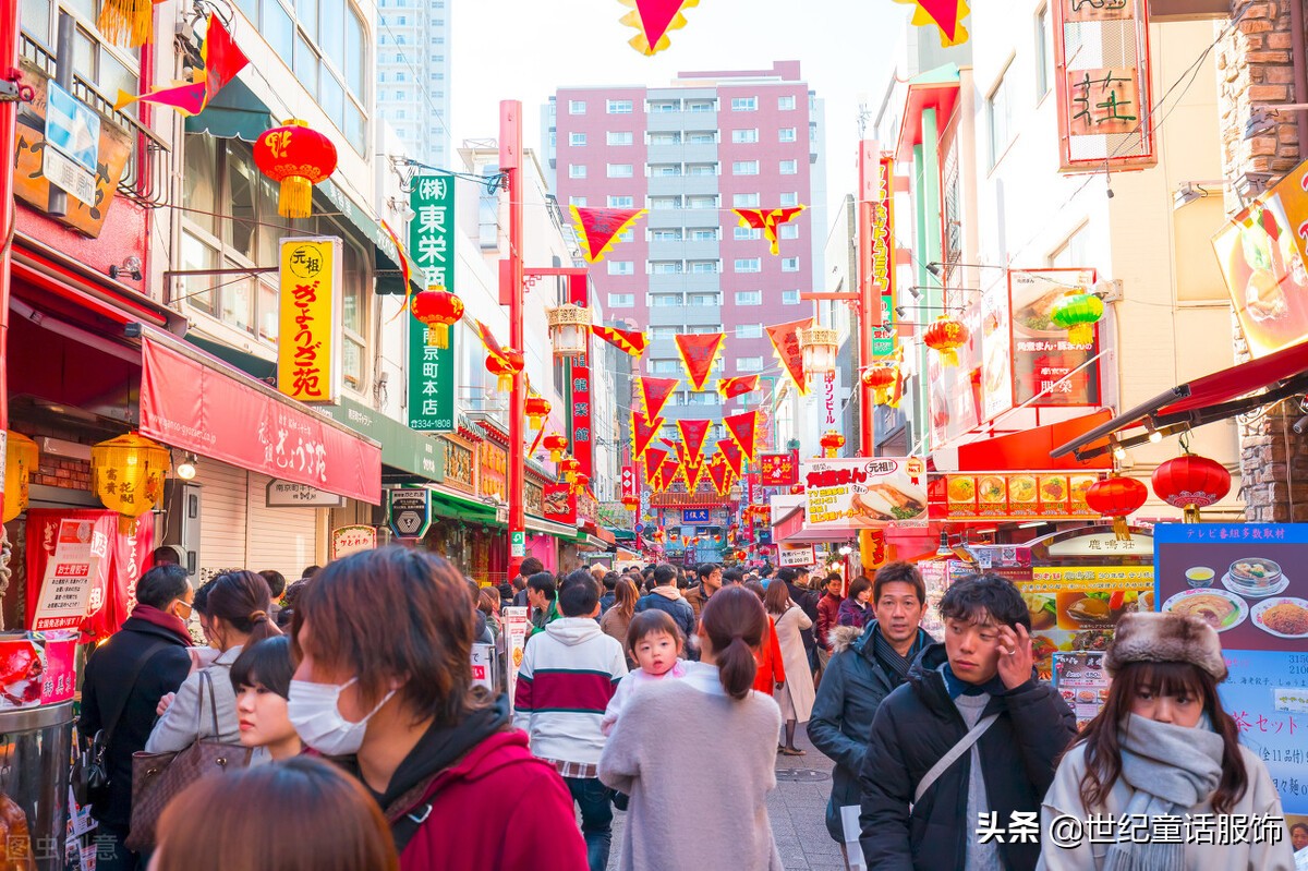 大牌尾货批发市场在哪里(品牌服装尾货摆地摊)(1)