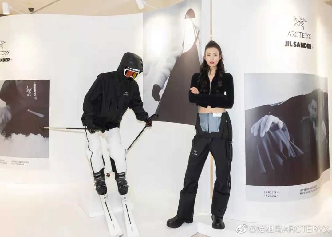 女士品牌羽绒服有哪些牌子（29个品牌大推荐，专业保暖又好看）(33)