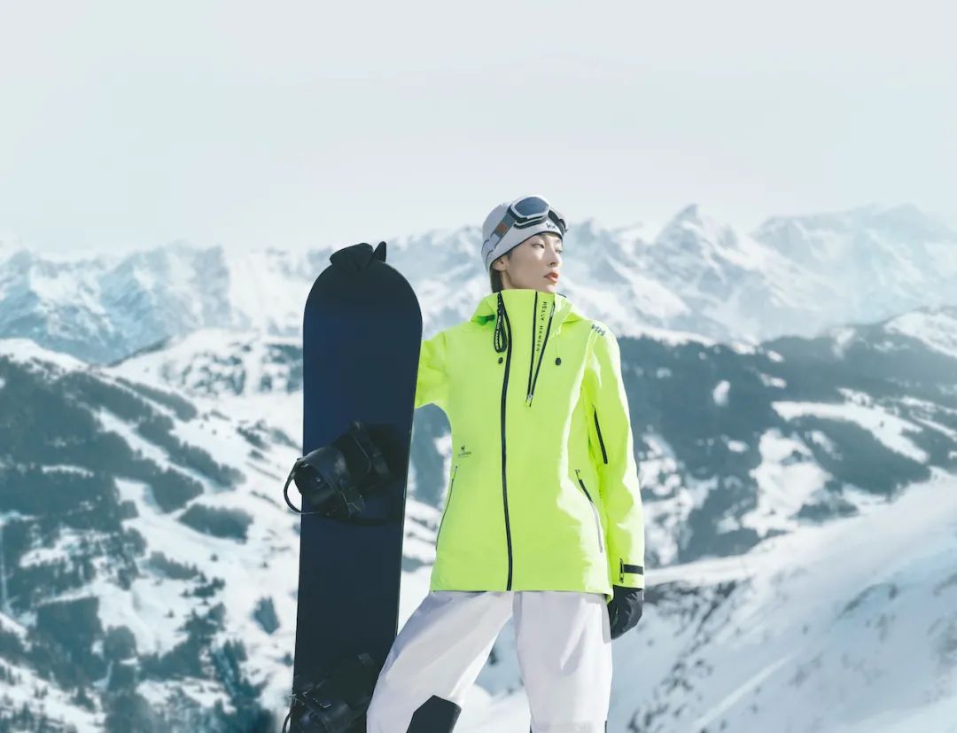 女士品牌羽绒服有哪些牌子（29个品牌大推荐，专业保暖又好看）(55)