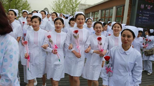 女孩适合学什么专业比较有前途（女生适合学习什么专业好就业）(2)