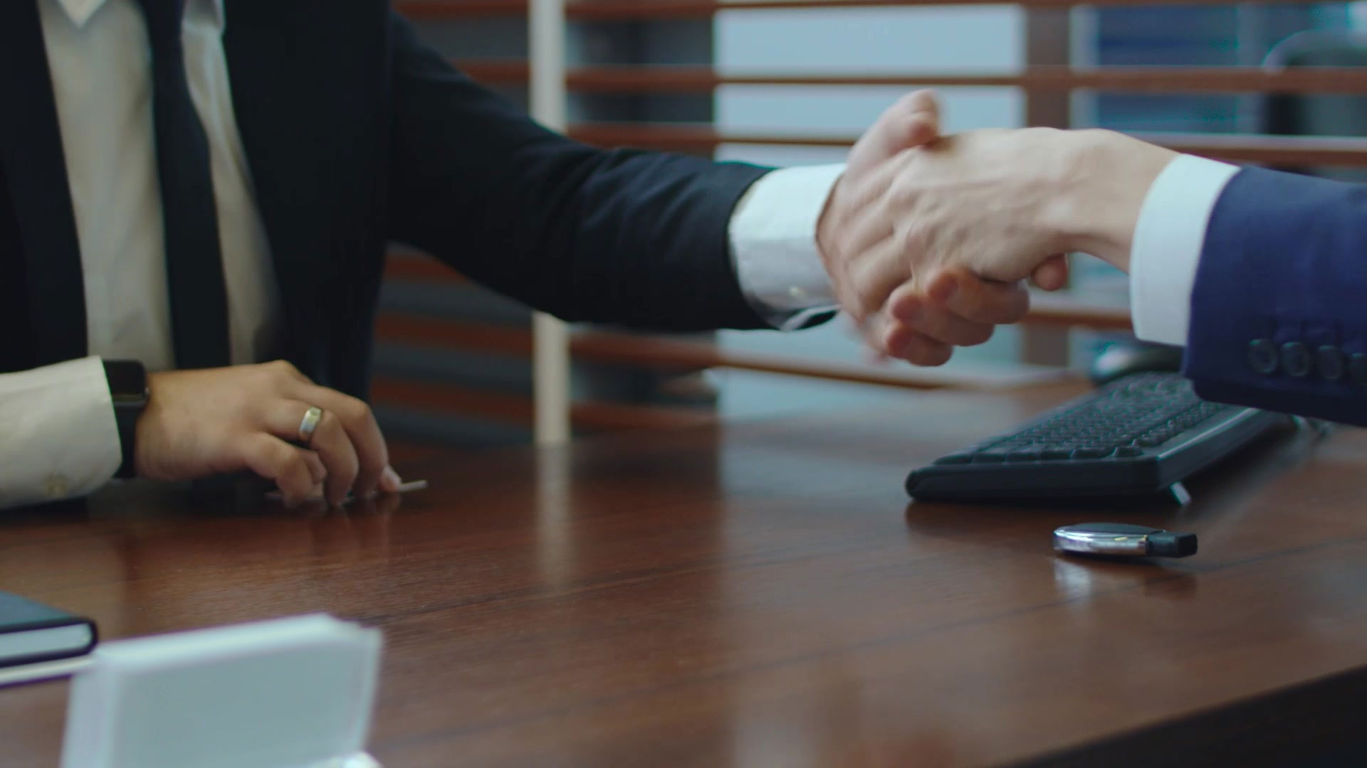 客户不回复微信怎么办(客户一直不回复信息有什么话术)(3)