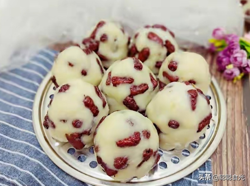 小年吃什么传统食物(小年送灶神的正确方法)(3)