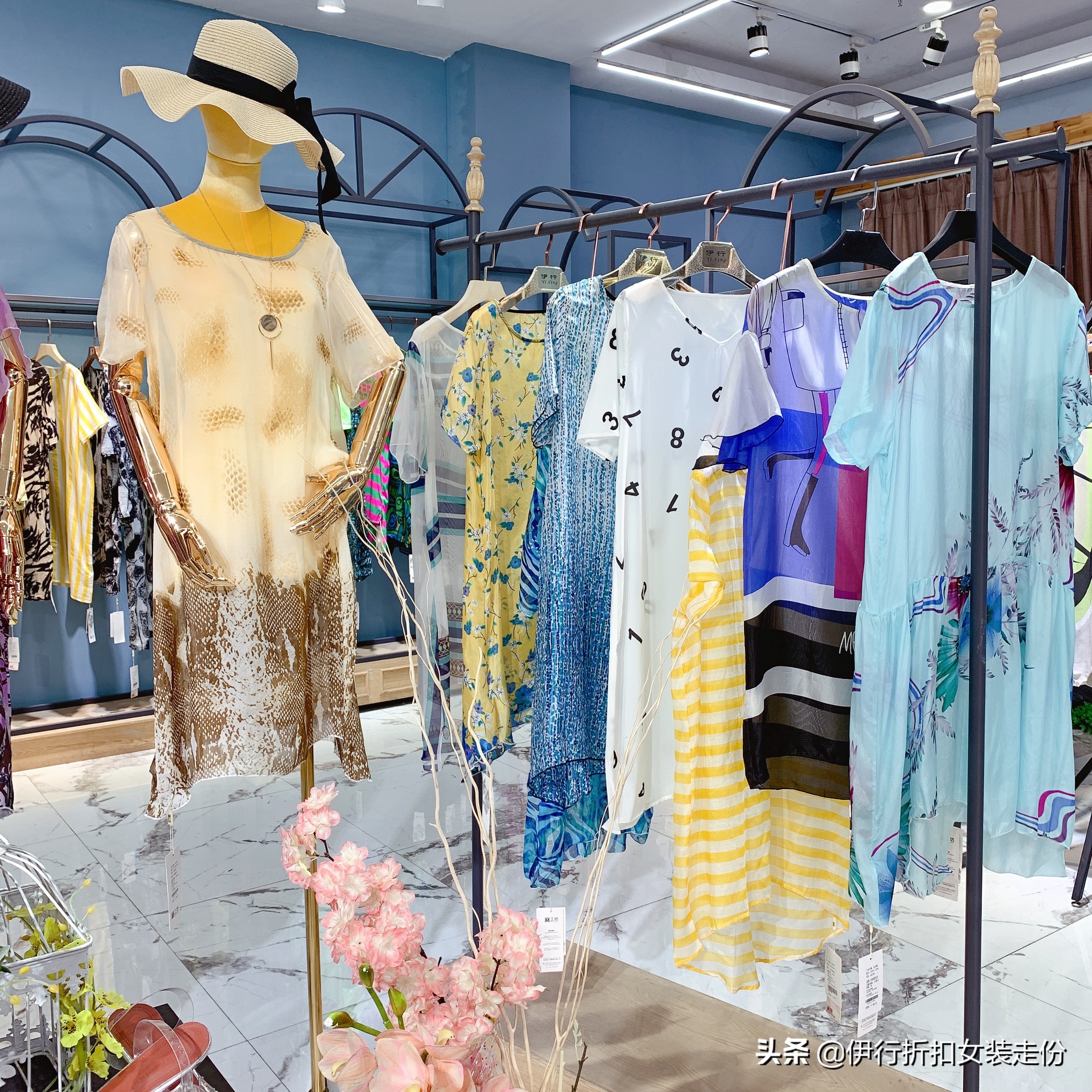 平价服装批发厂家直销（中国最便宜的服装批发市场是哪里）(2)