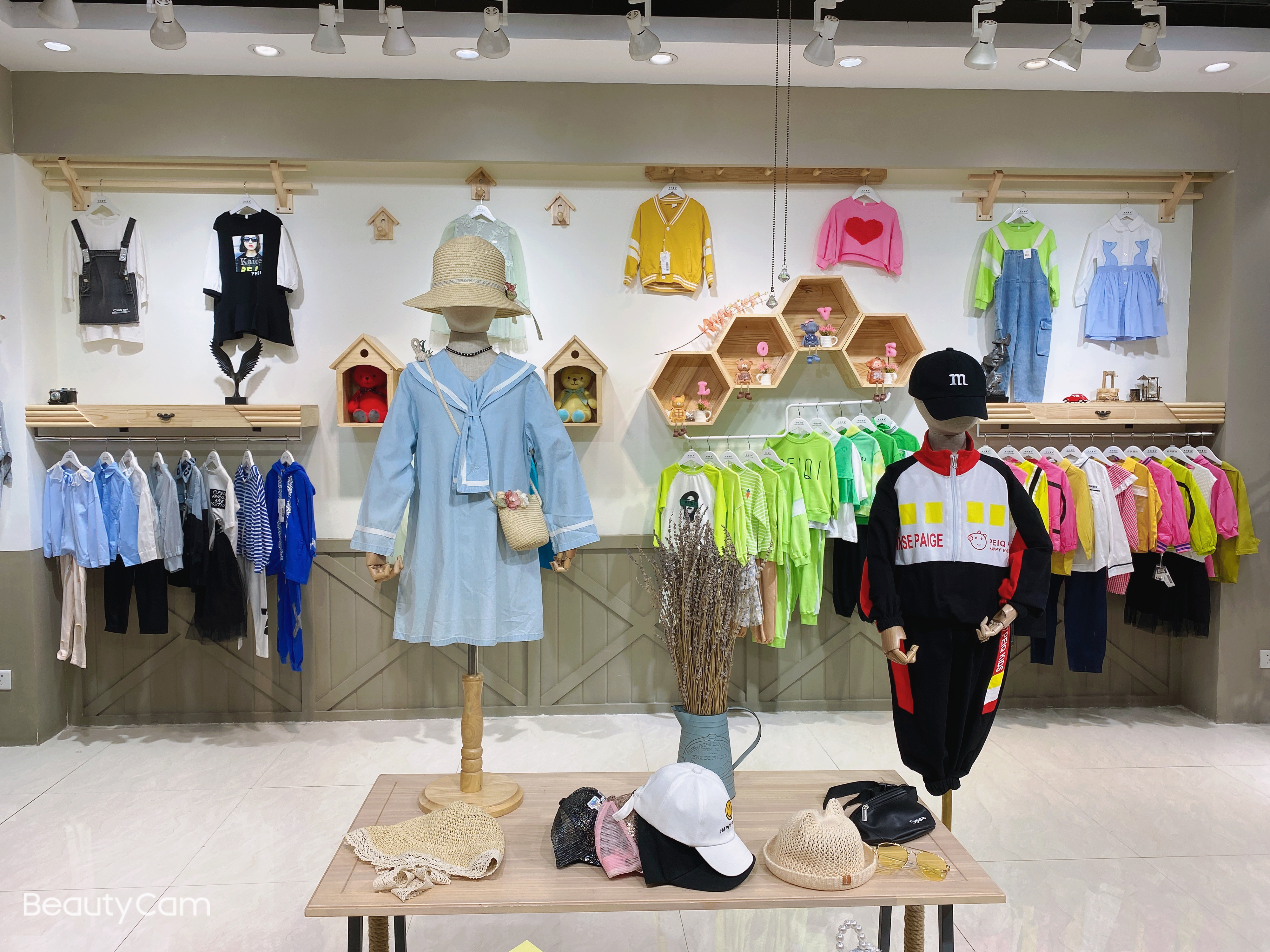 开童装批发要多少资金（开一个小型童装店要多少钱）(2)