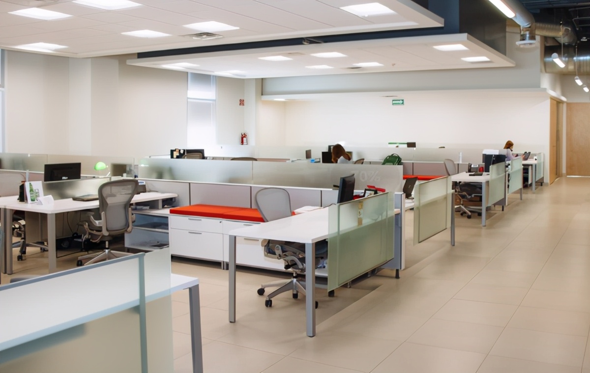 微信公众号外包公司一般多少钱（怎么选择客服外包公司）(1)