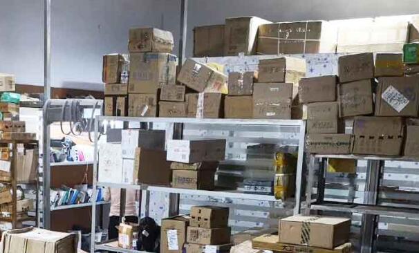 快递便利店怎么开(有小卖部适合再开个快递代收点吗)(1)