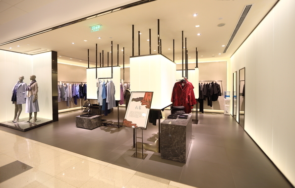 我要批发又便宜又好卖的服装（批发衣服要注意哪些）(2)